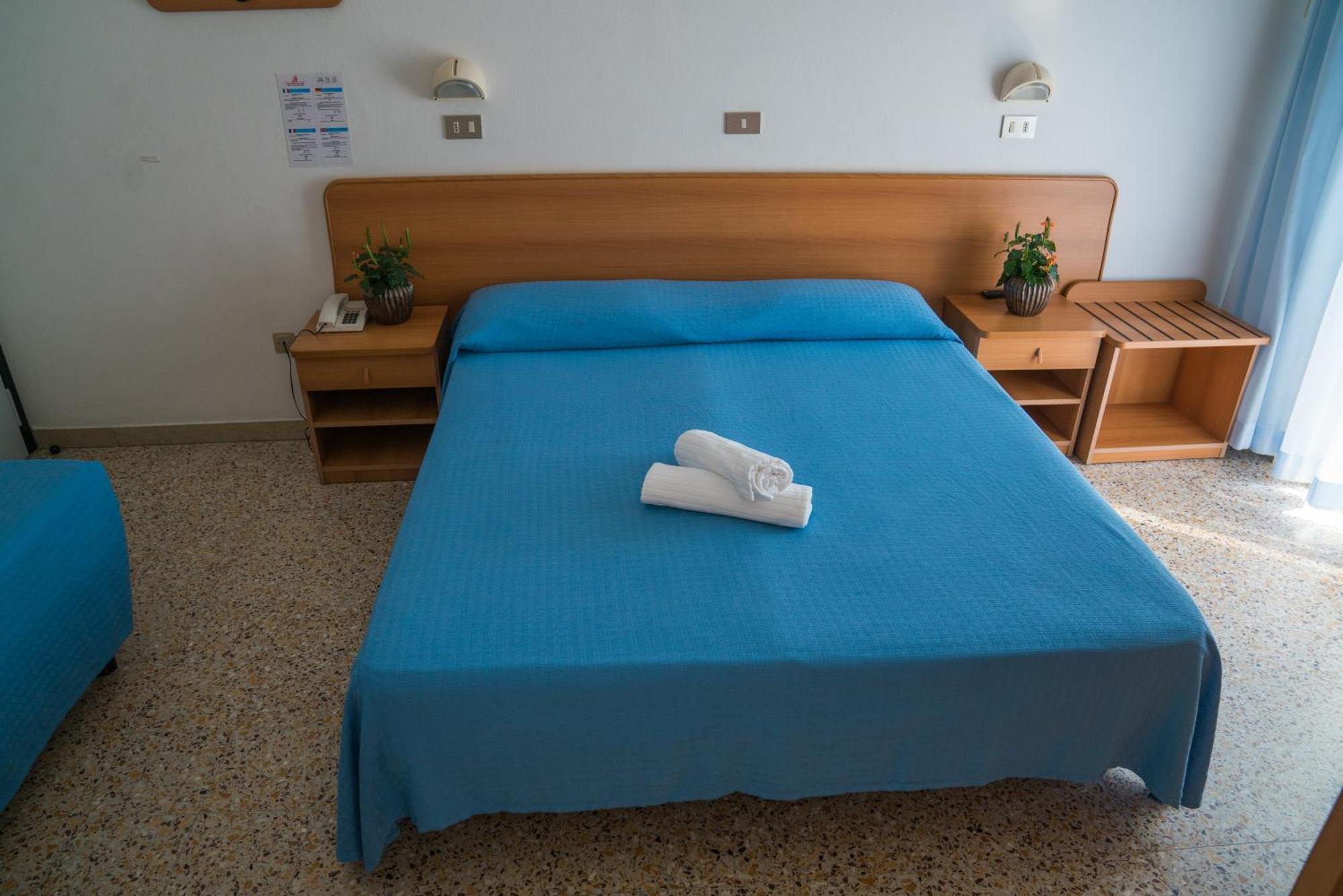 Hotel Singapore Milano Marittima Ngoại thất bức ảnh
